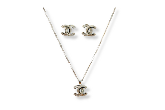 Elegant Pendant Set