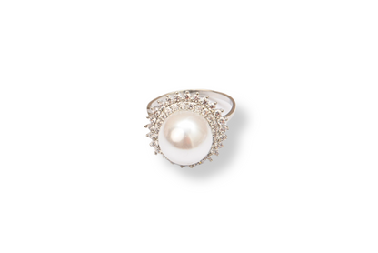 Elegant Pearl Silver-Plated Ring