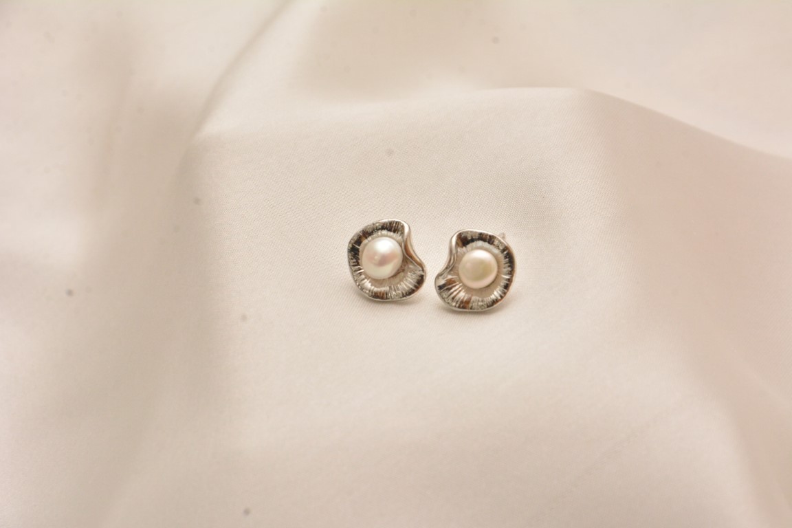 pearl embedded studs pearl embedded studs