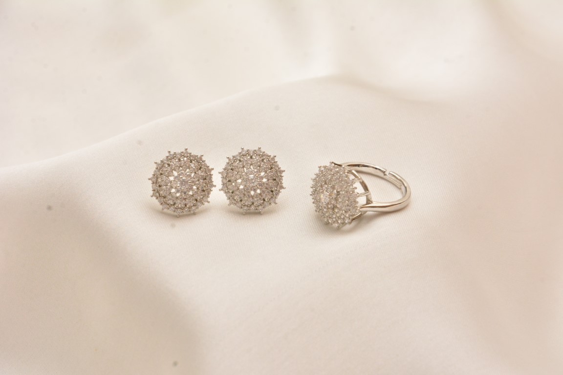 halo zirconia stud ring duo