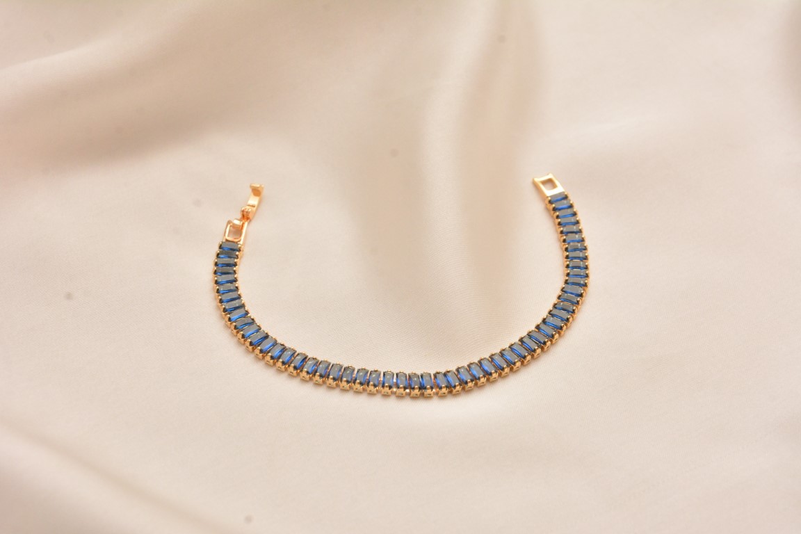 classic zirconia tennis bracelet