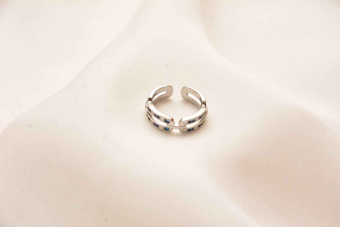 adjustable band ring with cubic zirconia stones