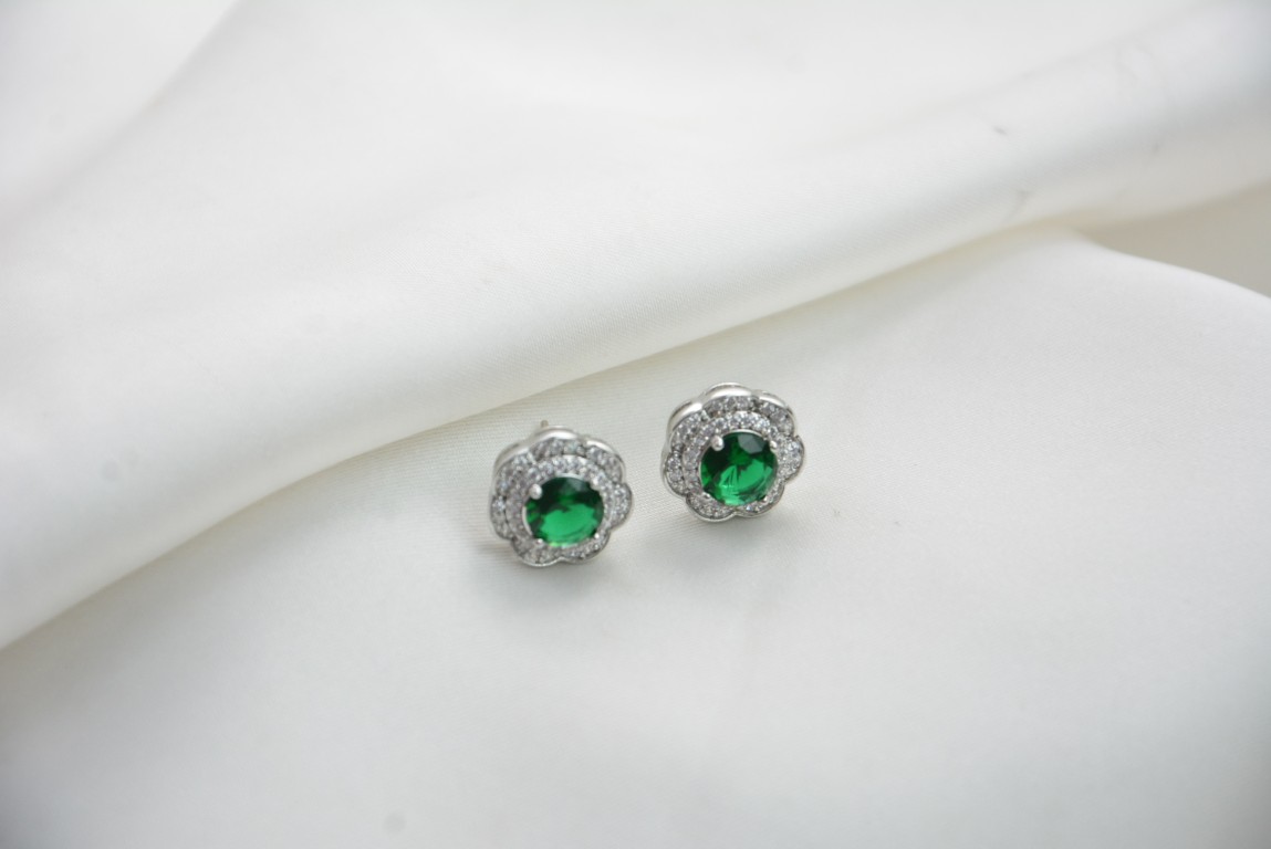 floral zirconia emerald studs 650 (medium)